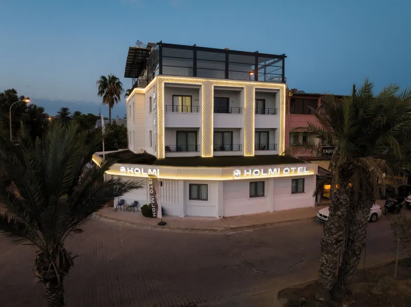 Holmi Otel - Image 1