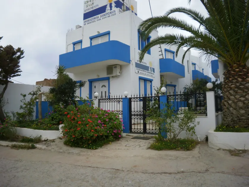 Creta Sun Apartments in Makrigialos Sea-view - Image 1