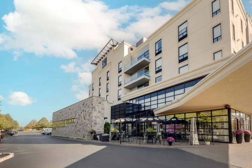 C Hotel by Carmen's, BW Premier Collection - Image 1