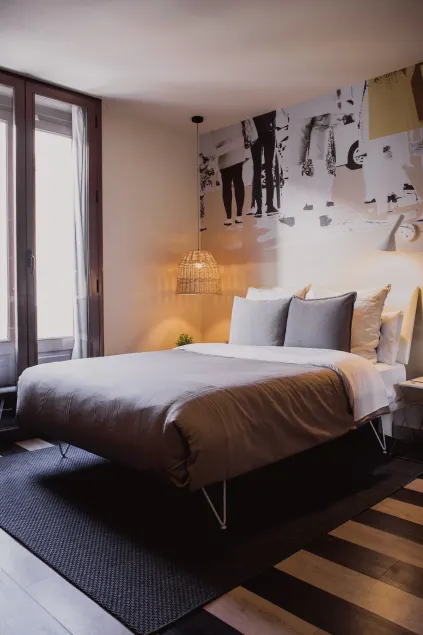 room Select Sol - Image 1