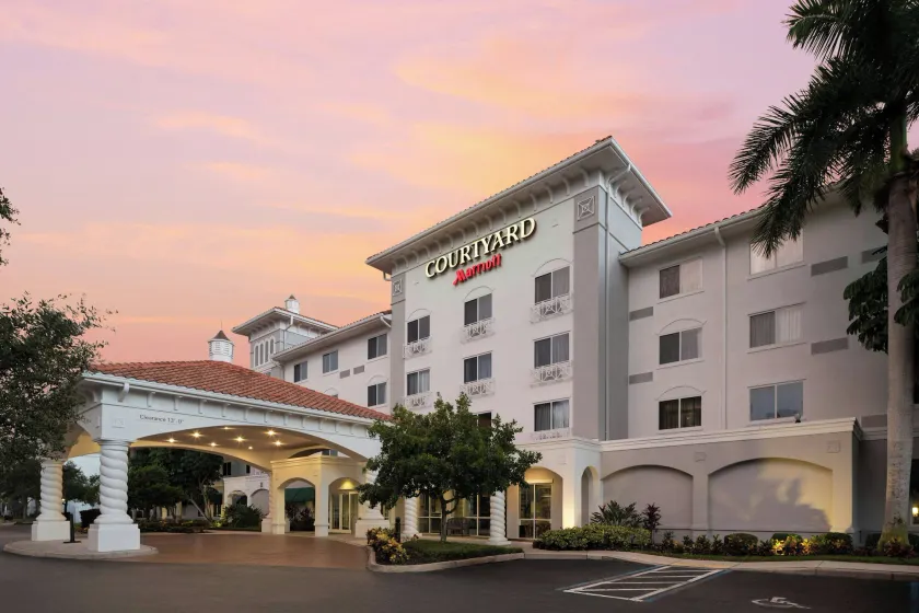 Courtyard Fort Myers at I-75 and Gulf Coast Town Center - Image 1