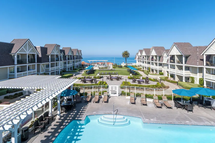 Carlsbad Inn Beach Resort - Image 1
