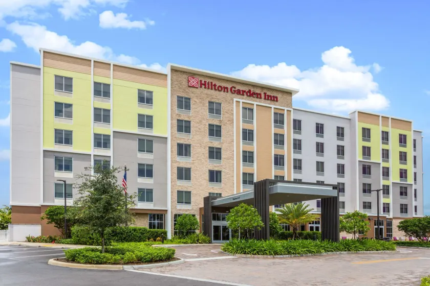 Hilton Garden Inn Homestead - Image 1