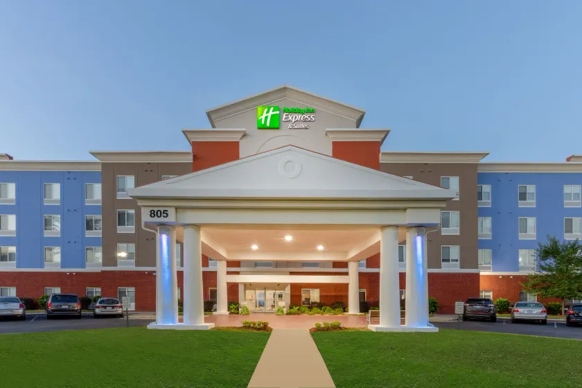 Holiday Inn Express Arrowood by IHG - Image 1