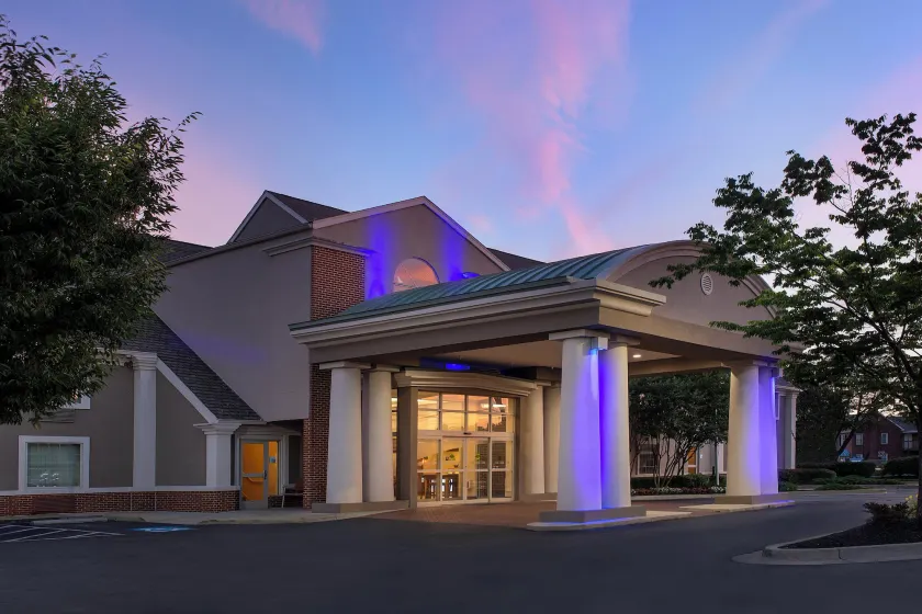 Holiday Inn Express & Suites Annapolis by IHG - Image 1