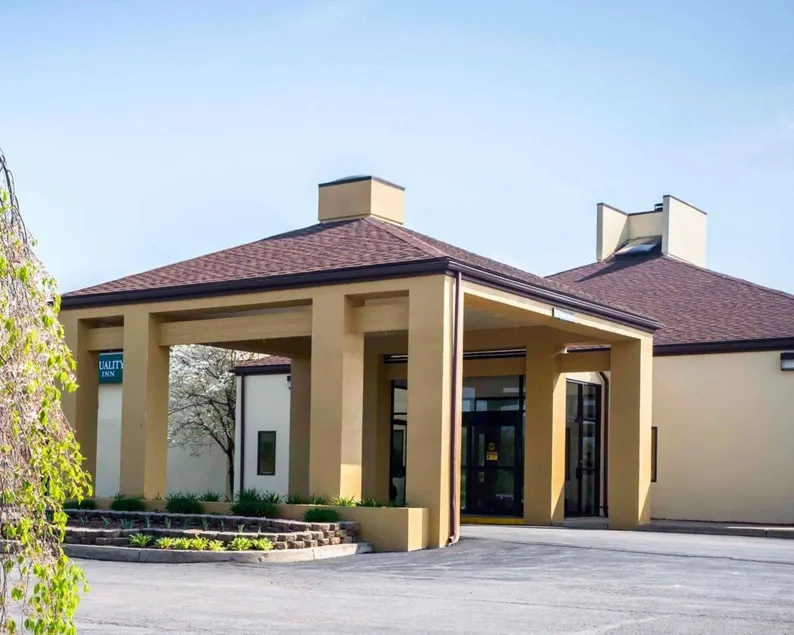 Quality Inn New Columbia-Lewisburg - Image 1
