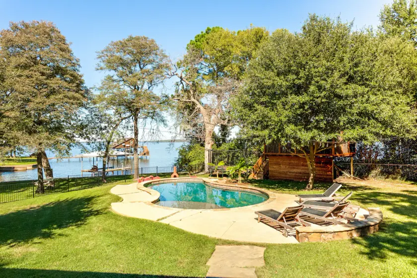 6 sovrum Waterfront Lakehouse + Pool / basketplan / Treehouse - Image 1