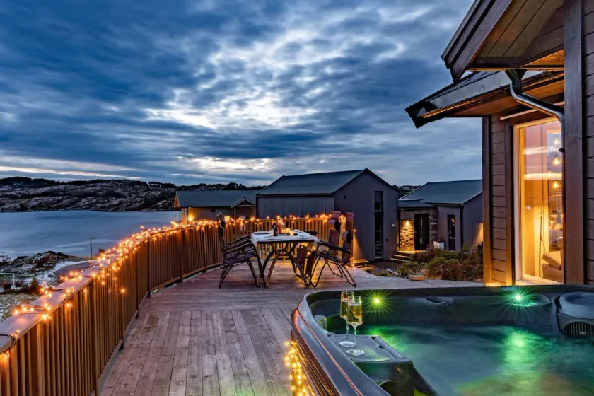 Luxurious cottage outside Bergen with Jacuzzi - Spa,  boat and kayak rental - Image 1