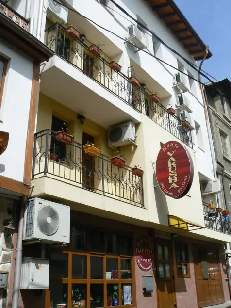 Family Hotel Varusha 2 - Image 1