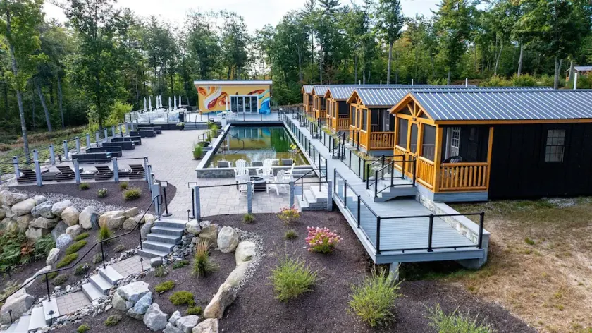 Hummingbird Limit 3 1 Bedroom Cabin - Image 1