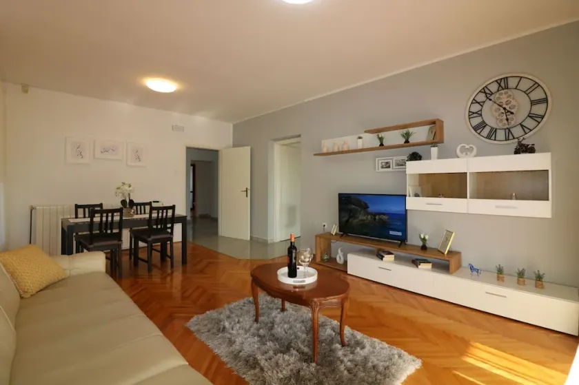 Apartment in Poreč with Terrace, Air condition, WIFI, Dishwasher (4400-9) - Image 1