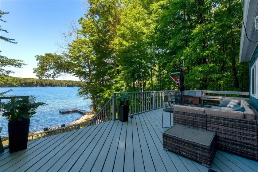 Casa Albanese on Farlain Lake - Image 1