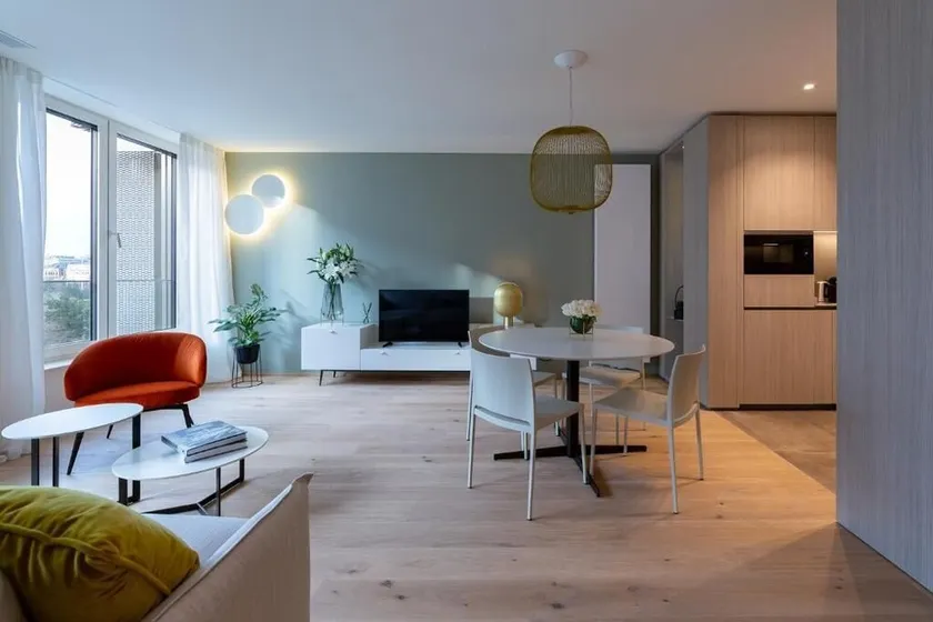 Premier Two-Bedroom Apartment - Image 1