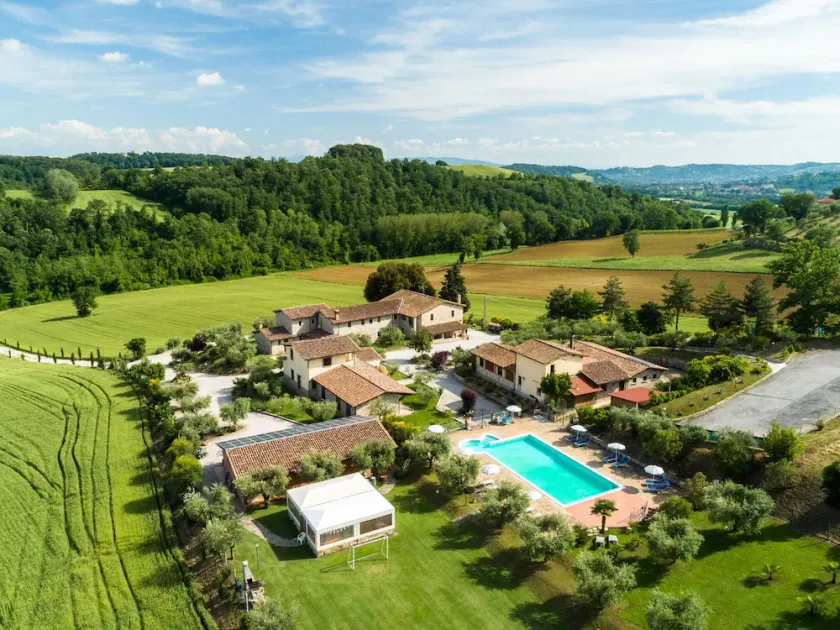 Secluded Mansion in Perugia with Hot Tub - Image 1