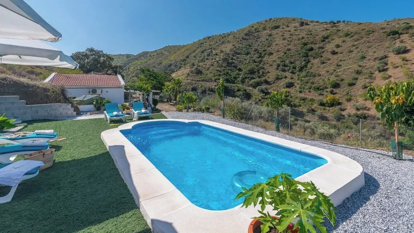 Casa Esperanza Sedella by Ruralidays - Image 1