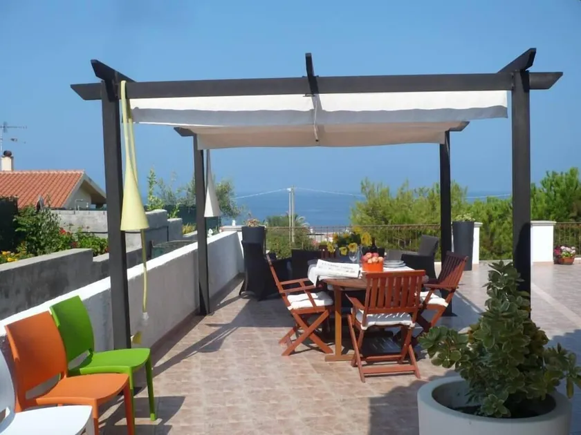 Porto Alabe: house with extensive views of the sea and its sunsets - Image 1