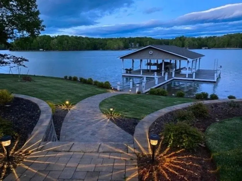Just One More Day: 2 Kayaks, Wifi, Horseshoes, Paddleboard, Panoramic View - Image 1