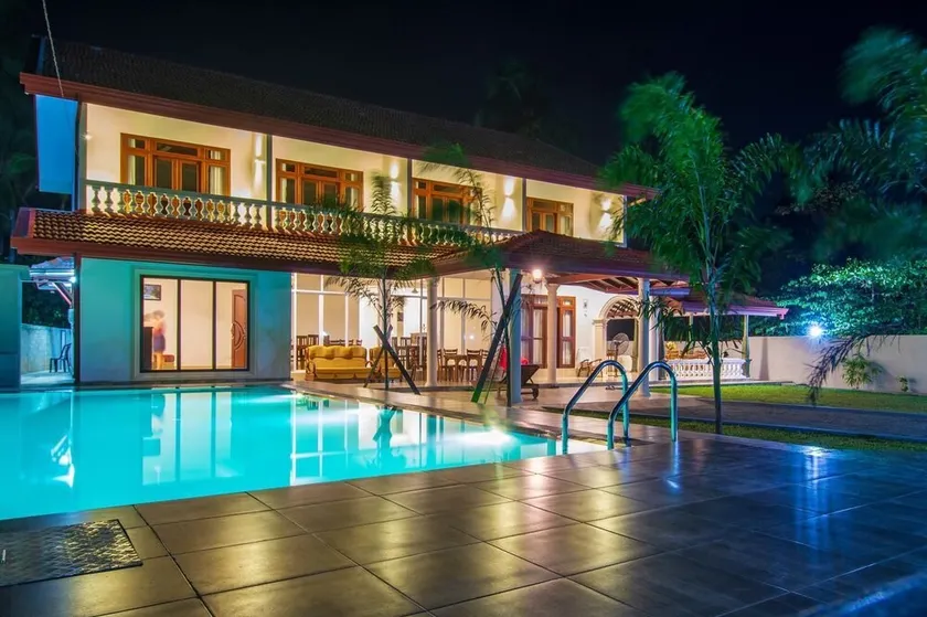 Turtle paradise villa & restaurant - Image 1