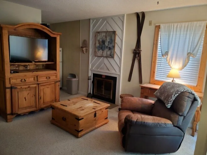 1206  Pool, Hot tub, sauna & much more!  The Hideaway Ski Suite - Image 1