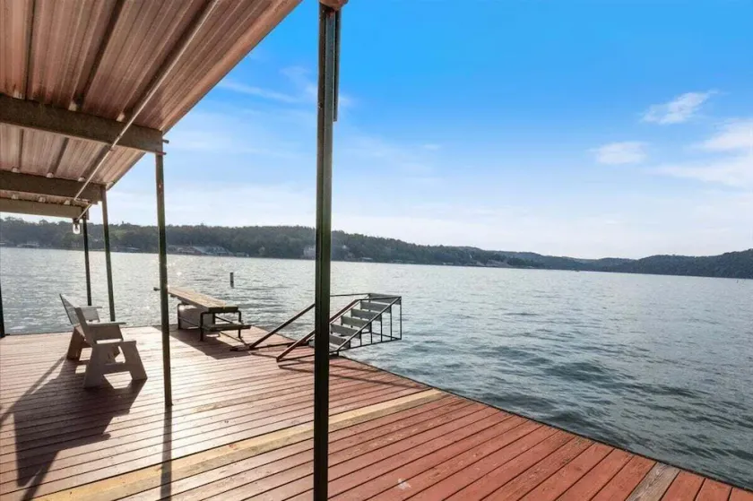 Quiet Cove, Private Dock, Fishing, Swimming, Boat Slip & Kayaks - Image 1