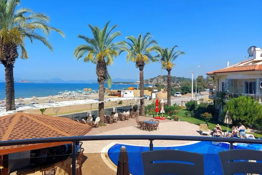 Poseidon 3, appartamento di lusso con spiaggia libera e vista sul mare. - Image 1