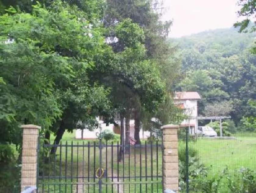 Altar: Haus mit Garten, umgeben von Natur direkt am Meer - Image 1