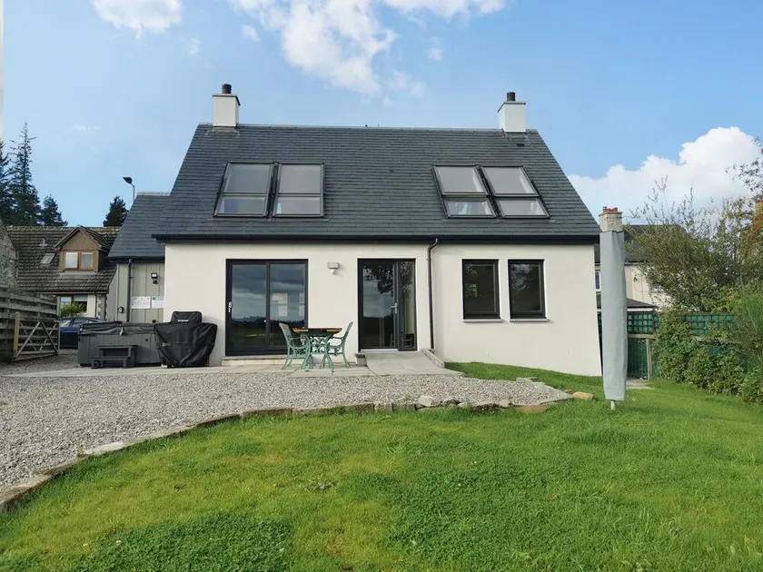 Berg Cottage - Image 1