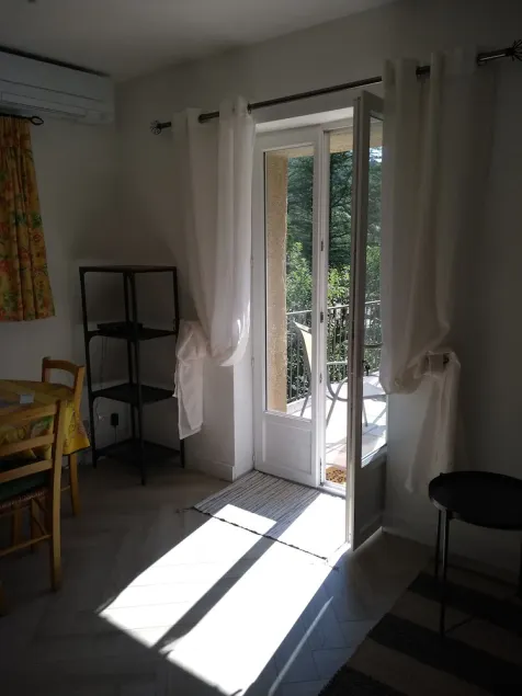 La Petite Grange 1-bed apartment with sunny terrace. Pool & Garden - Image 1