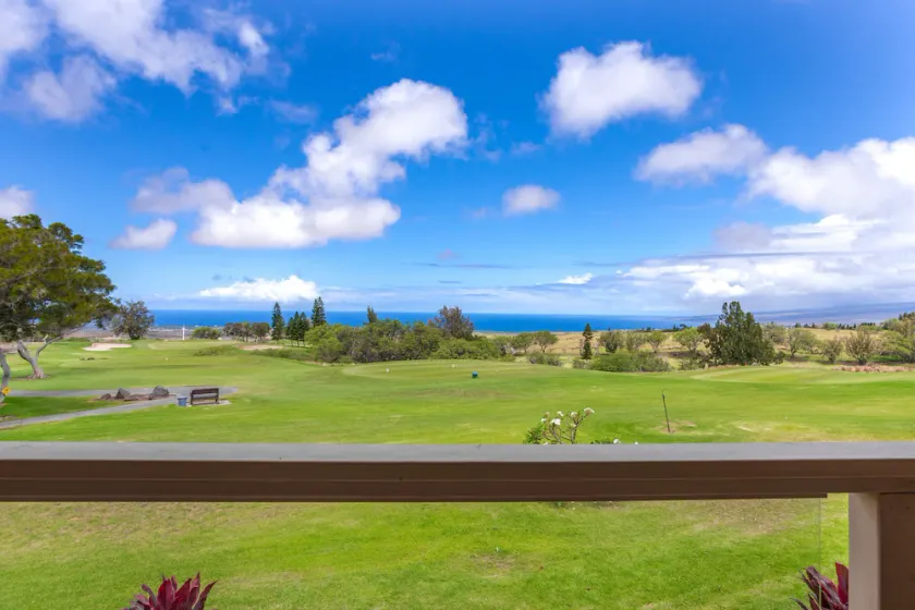 Ocean-view condo on golf course with pool, tennis, pickleball & majestic vistas - Image 1