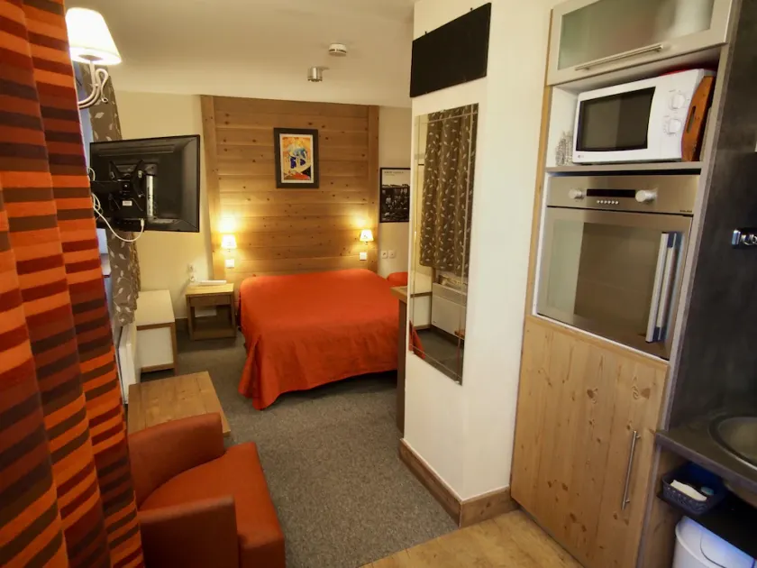 Studio 4 * - Swimmingpool - Sauna - WLAN - 28m² - Super ausgestattet - Fuße der Piste - Image 1