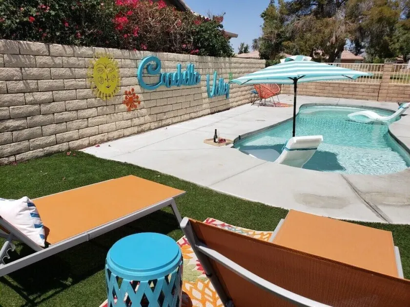 DM for summer special info. private heated pool. heating included - Image 1
