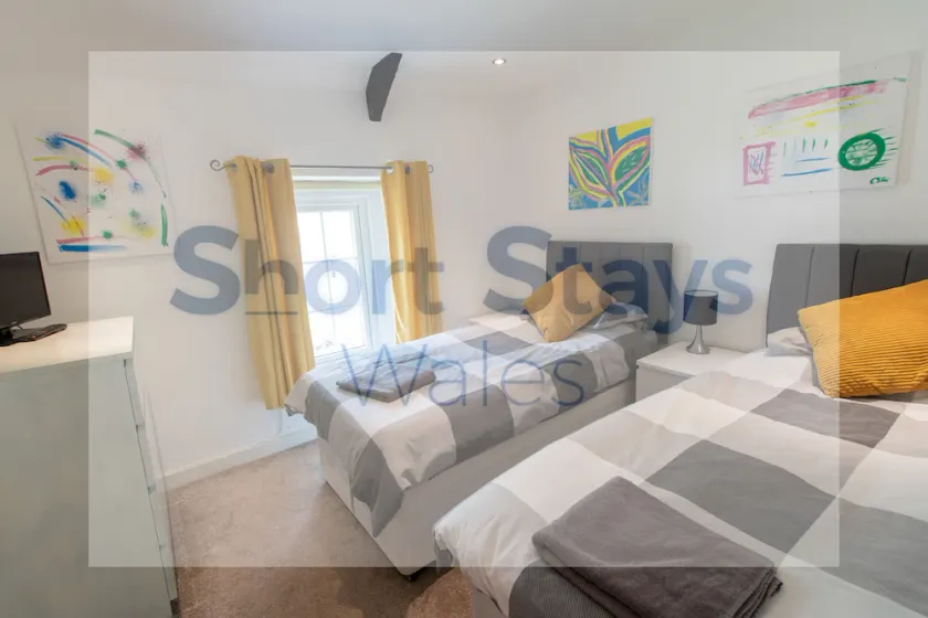 Superbe maison avec des vues captivantes à proximité - Image 1