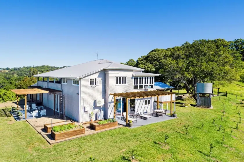 Noosa Hinterland Luxe Farm House - Kin Kin - Pets, Weddings, & Events allowed! - Image 1