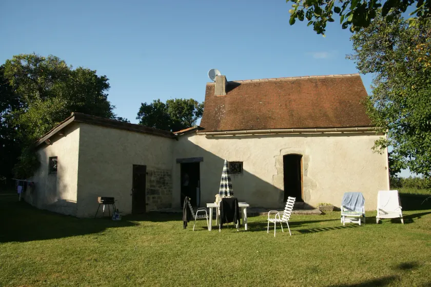 Ancienne bergerie  au milieu d'un verger et d'une prairie de 2 ha - Image 1