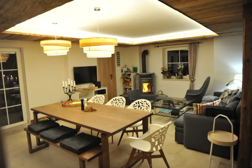 An Oasis of Calm in a Sea of Activities — ski at the fabulous Nassfeld (8mins)! - Image 1