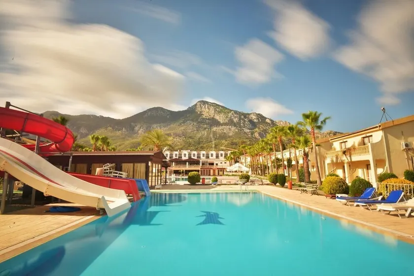 Club Simena Hotel - Image 1