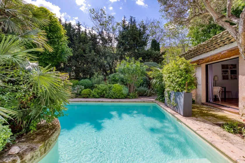Maison 'Oasis Centre Charme' avec piscine partagée, Wi-Fi et climatisation - Image 1