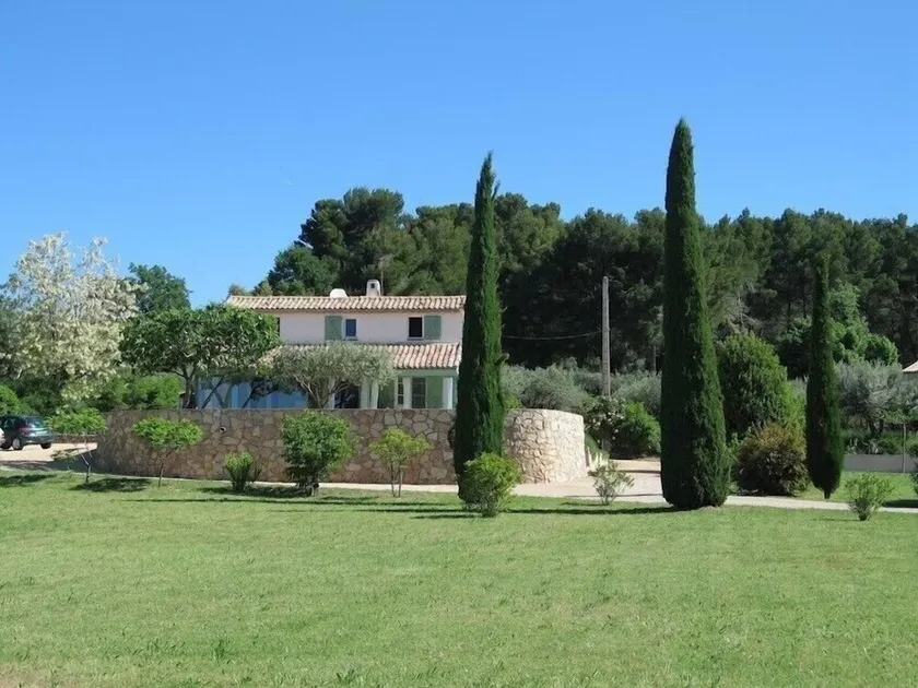 5 bedroom villa with swimming pool and pool house, playground in a large park - Image 1