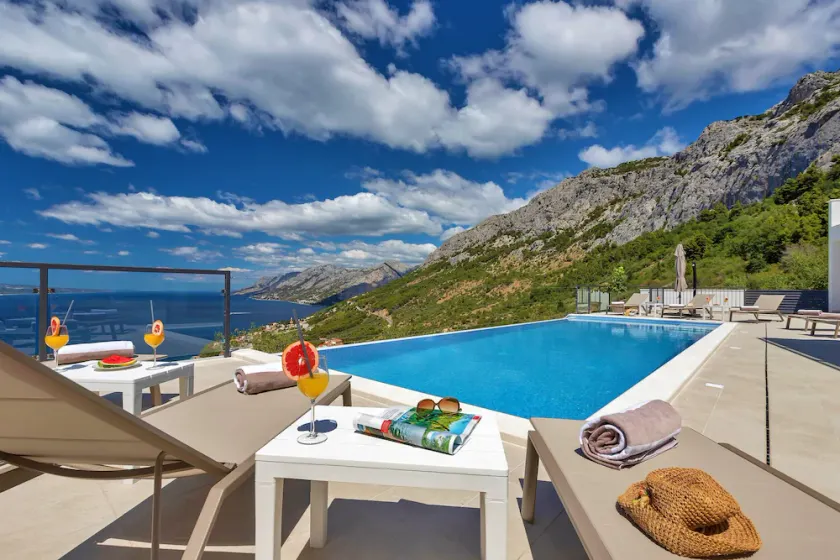 Villa Skyview Infinity-Pool, Whirlpool - Image 1