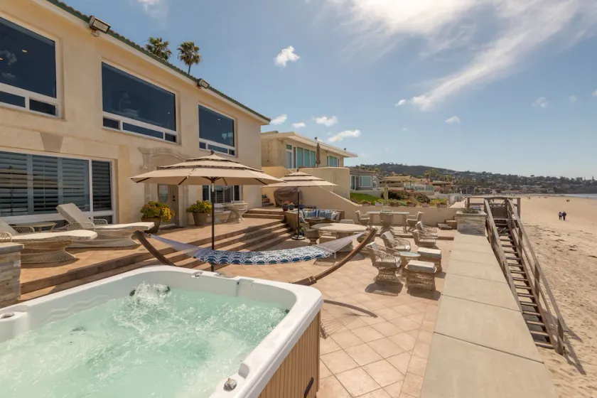 LA JOLLA SHORES OCEANFRONT Luxurious Home with BEACHFRONT Patio - Image 1