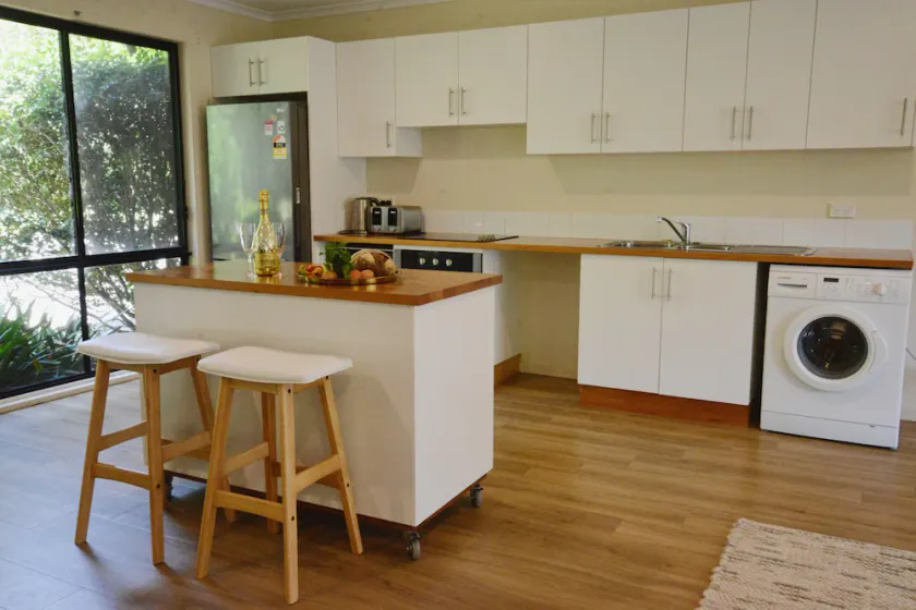 Farm Escape - Spacious Cottage in Kangaroo Valley - Image 1
