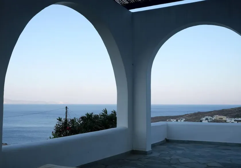 Beach house in Tinos island - Image 1