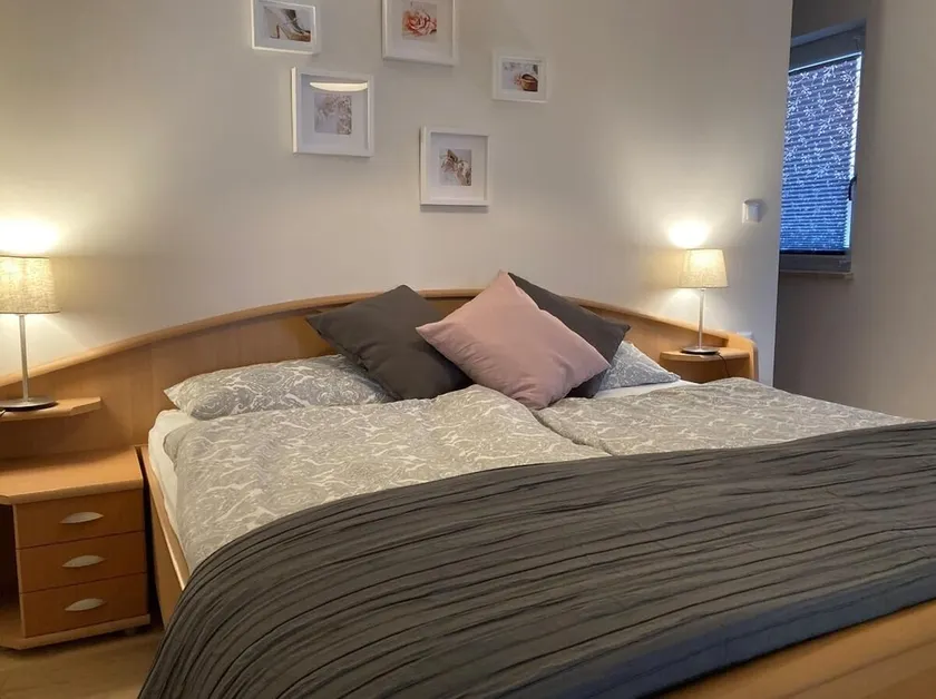 Moderne Ferienwohnung mit Freisitz - Image 1