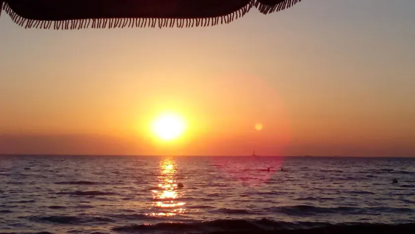 Accommodation at 50 meters. from the sea, 5 minutes from Gallipoli and the Maldives of Salento. - Image 1