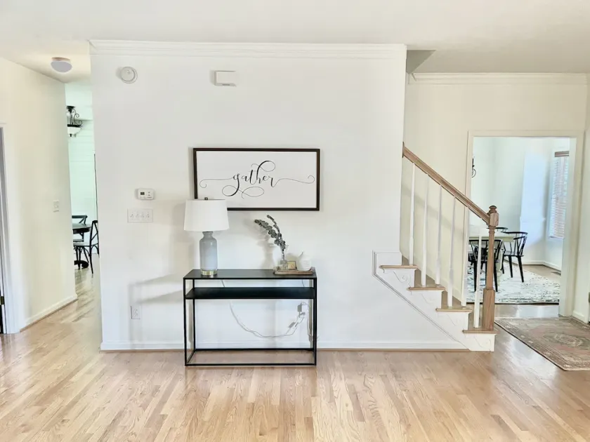 Spacious home at the base of the Blue Ridge Mountains near LU - Image 1