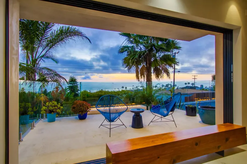 Sunset Cliffs Modern Luxury Estate w Ocean Views, Oversized Spa, AC, Yard! - Image 1