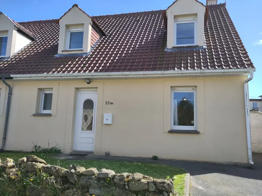 Jolie maison à 2 pas de la plage et du centre idéale pour famille. - Image 1