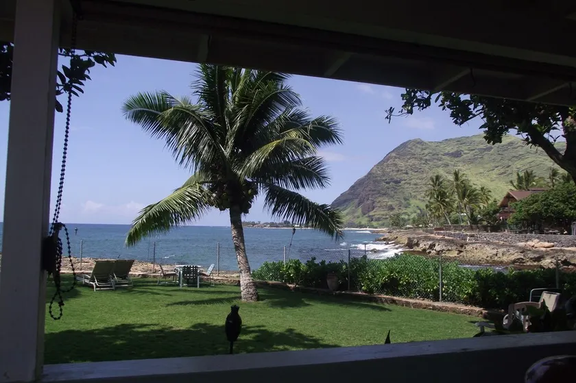 Makaha på stranden-Back in Time (Direkt Oceanfront) - Image 1