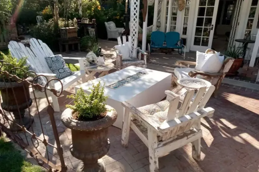 The Hen House: Enchanted Casita Near Downtown Phoenix - Image 1