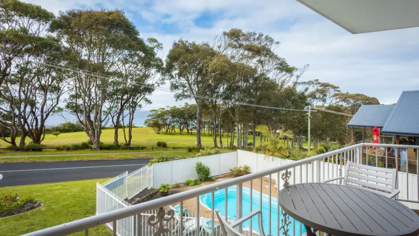 Views on Ballingalla - Image 1